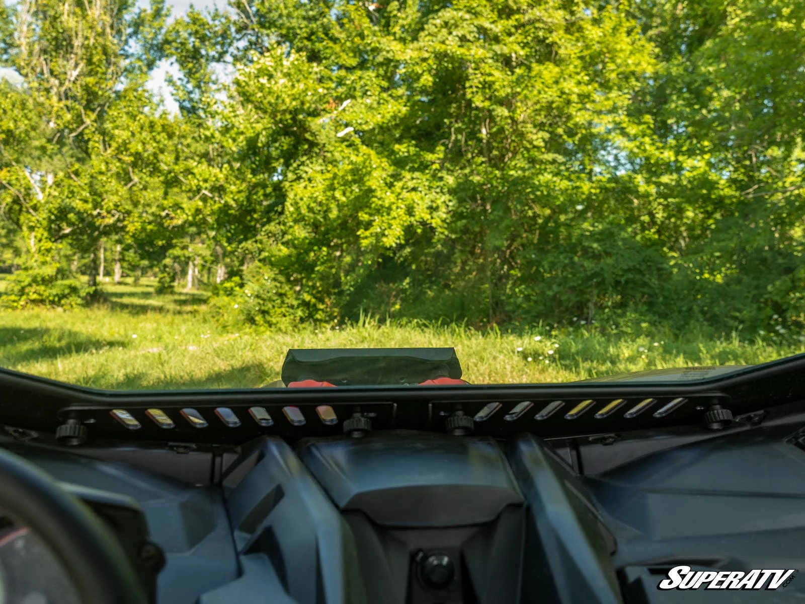 Super ATV CAN-AM MAVERICK X3 GLASS WINDSHIELD - Image 5
